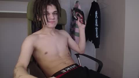 Willie online show from April 12, 9:13 am