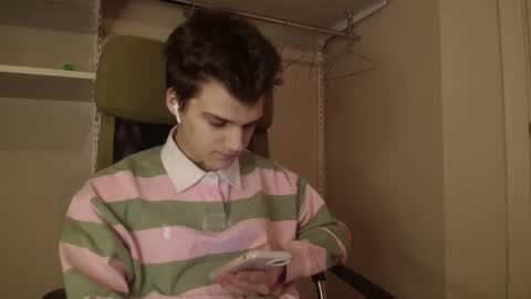 Willie online show from April 22, 6:59 pm