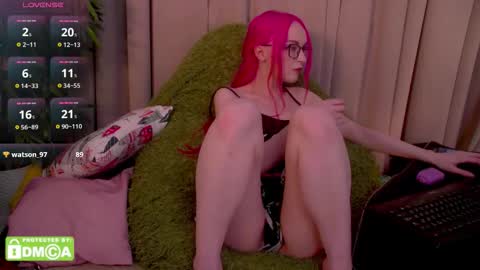 Maisie online show from March 14, 6:50 am