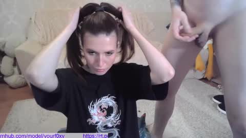Snapshot of _pretty_fox_ chatting on March 11, 1:23 pm _pretty_fox_ online show from March 11, 1:23 pm