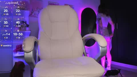   online show from February 7, 6:02 pm