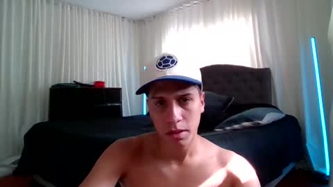 sair online show from October 26, 8:19 pm