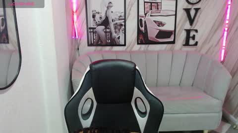 Samantha online show from February 22, 1:02 pm