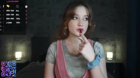 Amelie online show from October 16, 3:11 pm