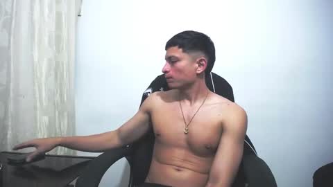 Snapshot of _sexy_jack chatting on February 20, 3:34 am Juan Pablo-independent model online show from February 20, 3:34 am