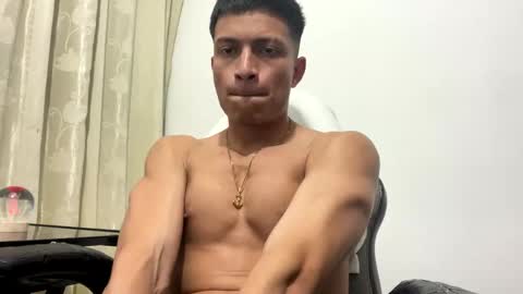 Snapshot of _sexy_jack chatting on February 3, 12:47 am Juan Pablo-independent model online show from February 3, 12:47 am