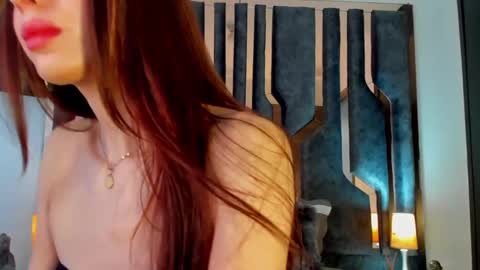 Snapshot of _silvia_vega_ chatting on December 26, 2:05 pm _silvia_vega_ online show from December 26, 2:05 pm