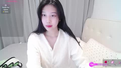 winni online show from November 7, 4:04 am