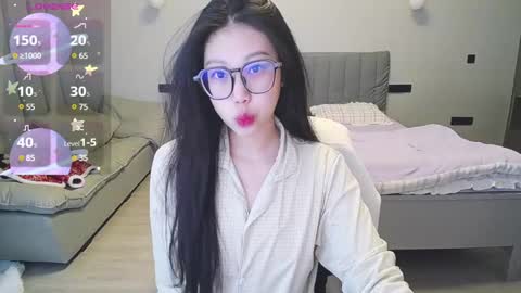 Snapshot of _smileflower_ chatting on February 3, 3:06 pm winni online show from February 3, 3:06 pm