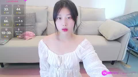 winni online show from October 2, 4:11 am