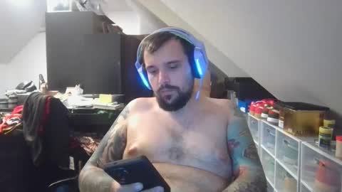 _smiley_bear27 online show from November 22, 12:14 pm