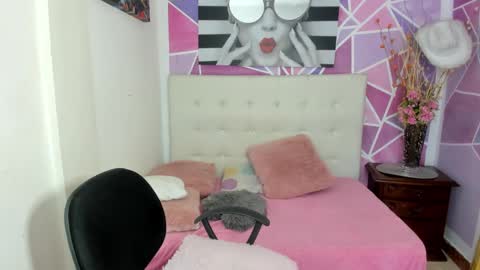 Snapshot of _sofia_agudelo chatting on March 9, 2:29 am Sofia online show from March 9, 2:29 am