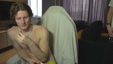 OLIVERpvt is open online show from February 24, 11:54 am