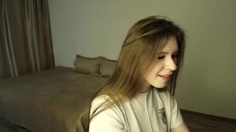 Stella Grace online show from March 28, 7:43 am