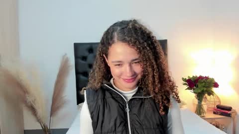 Sussi online show from October 6, 1:40 pm