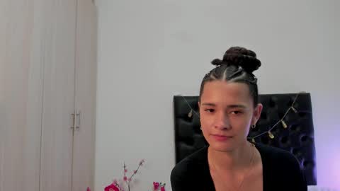 Sussi online show from March 4, 7:11 pm