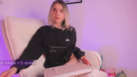 _tammarra_ online show from February 28, 1:53 am