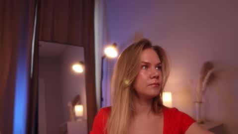 Annie online show from March 11, 1:37 am