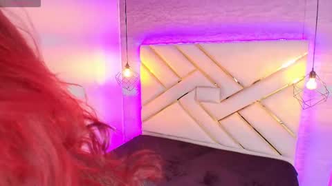 TIFFANY online show from November 28, 10:39 pm