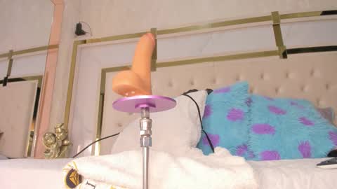 Rousse  online show from November 16, 9:28 pm