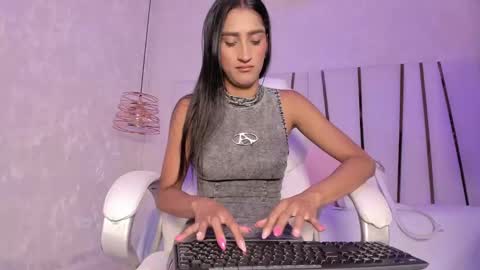 Rousse  online show from March 8, 7:09 pm