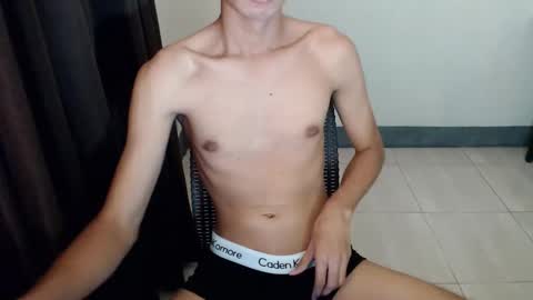 jessie online show from November 30, 6:42 am