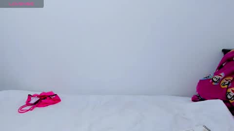 _valy_meghan_ online show from December 6, 1:16 pm