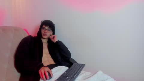 _vanie online show from October 8, 8:31 am