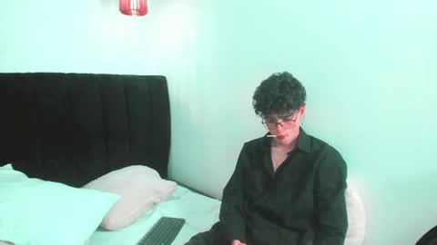 _vanie online show from October 1, 6:23 am