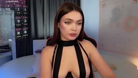 Vickie online show from September 22, 10:52 am