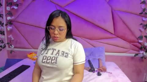 _violeta18_ online show from November 27, 4:53 am