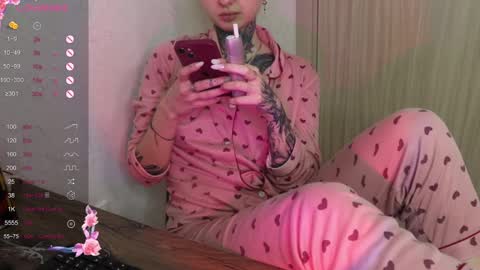 Snapshot of _viv1an_ chatting on February 6, 5:30 pm Alis online show from February 6, 5:30 pm