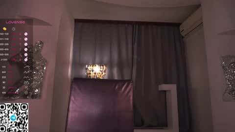 Anna online show from March 3, 9:48 pm