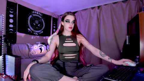 Roxy online show from December 18, 4:20 am