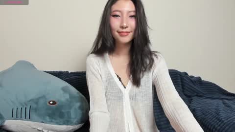 Snapshot of _yuriko chatting on January 30, 11:24 pm Mia online show from January 30, 11:24 pm