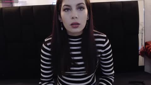 Yuyi online show from February 21, 11:33 am