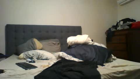 Zeus online show from December 2, 9:52 am