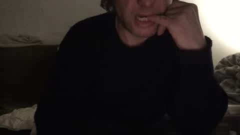 a287095 online show from May 17, 12:20 am