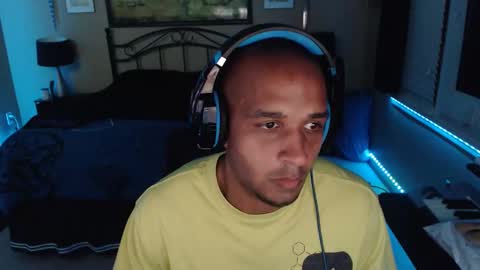 a4orce online show from April 4, 1:56 am