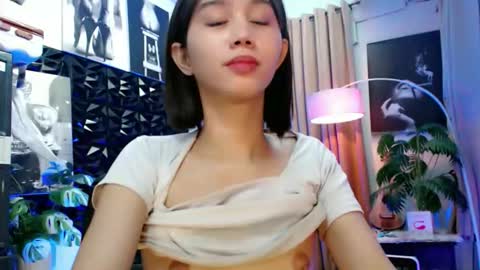 Lovely Yana  online show from March 3, 11:50 am