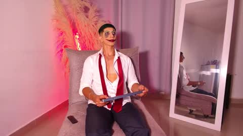 Axel online show from November 1, 2:56 am