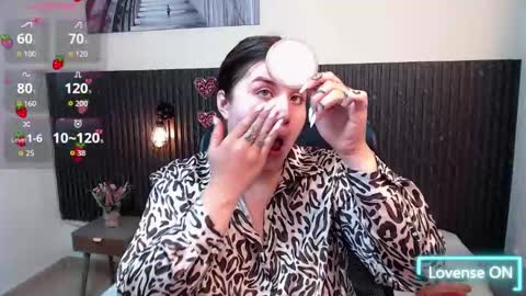 Snapshot of aabby_lee chatting on September 18, 8:35 pm Abby Lee online show from September 18, 8:35 pm
