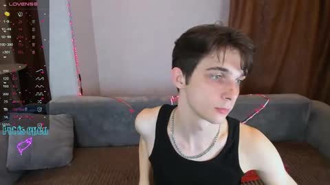 Aaron Bang online show from March 28, 10:33 pm