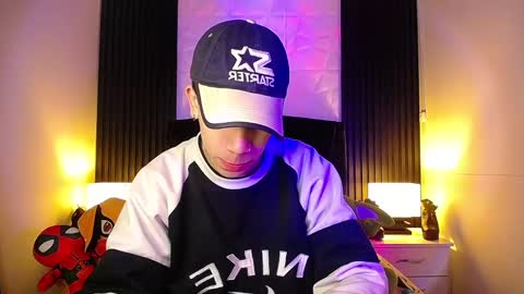 Aaron online show from January 4, 2:14 pm