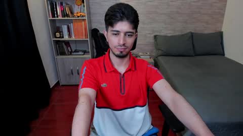 Aaron online show from December 16, 10:03 pm
