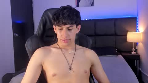 Aron online show from October 8, 7:42 pm