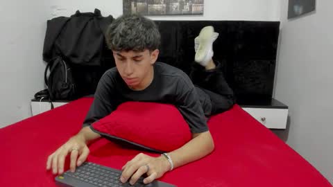 Aron online show from September 18, 7:18 pm