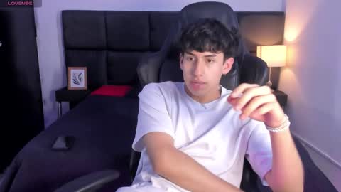 Aron online show from September 10, 6:42 pm