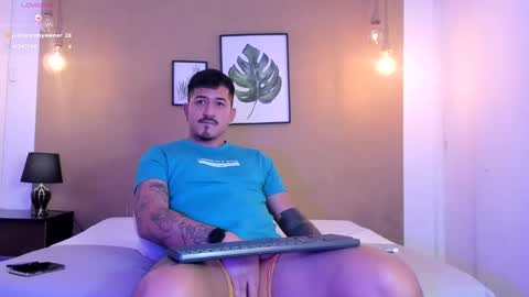 Your aron  online show from March 9, 10:08 am