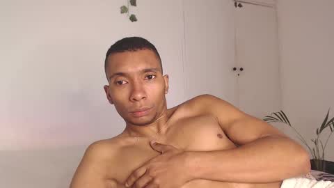 Heyy my name is Aaron online show from February 17, 2:06 pm